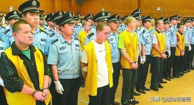 “这瓜保熟吗”爆红网络，电视剧《征服》黑老大原型竟是他