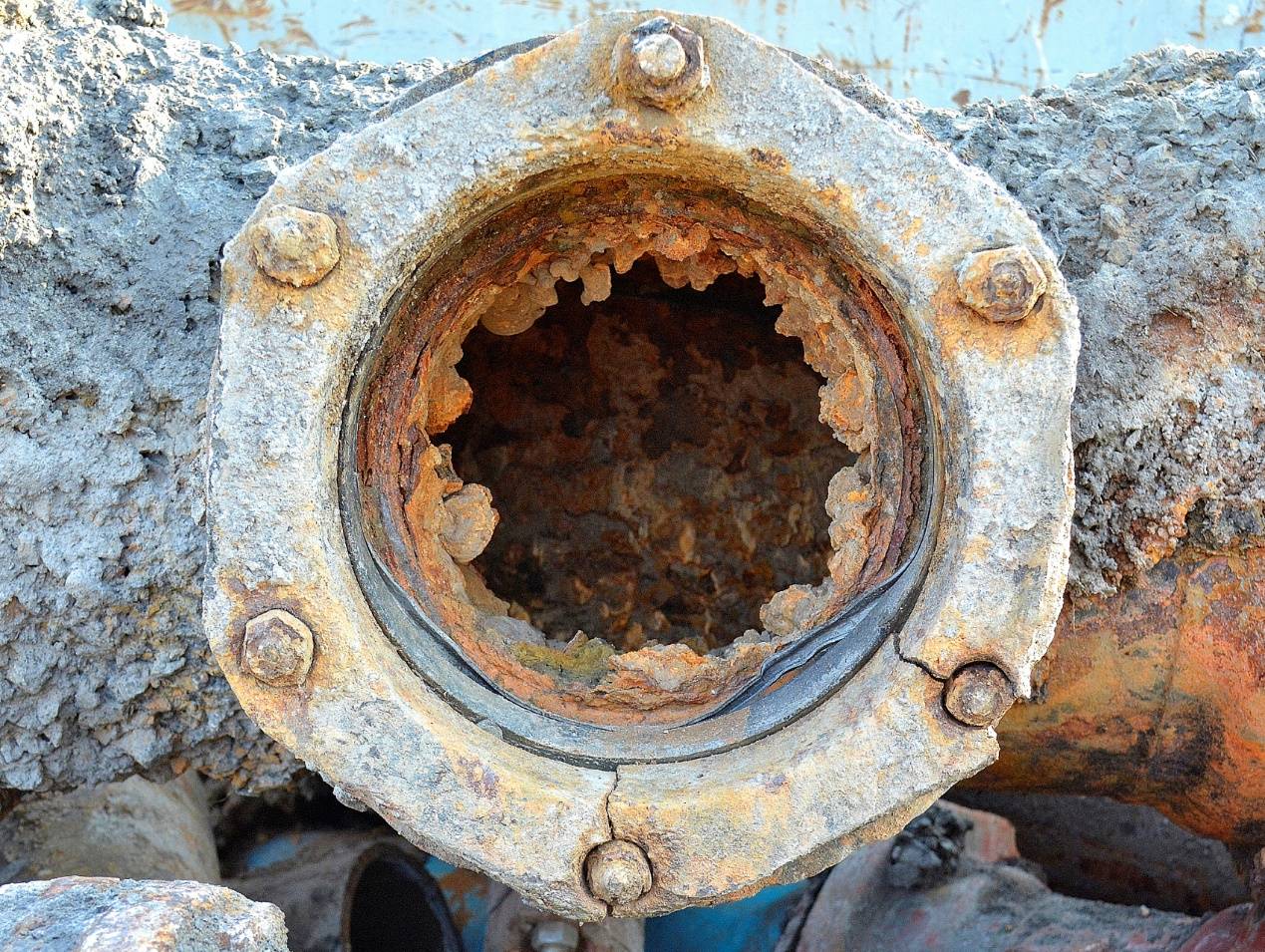 国内油田含水率现状揭秘：你的原油达标了吗？