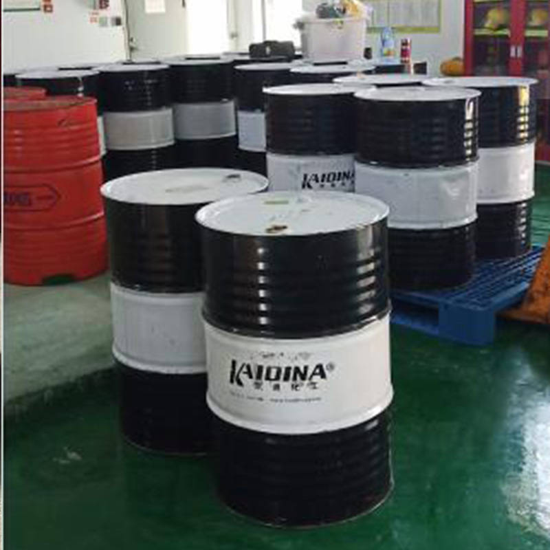 该怎样正确选择原油清洗剂