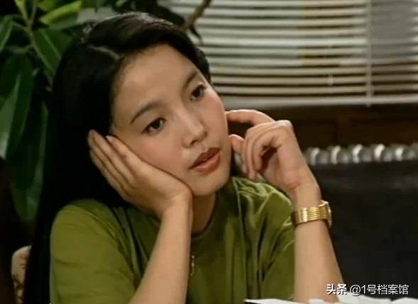 吃中国饭砸中国碗, 吕丽萍为日本首相悲鸣, 最终沦为“跳梁小丑”