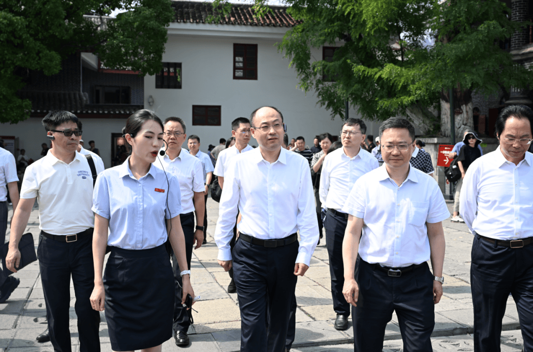 浙江大学考察团莅临我市考察交流