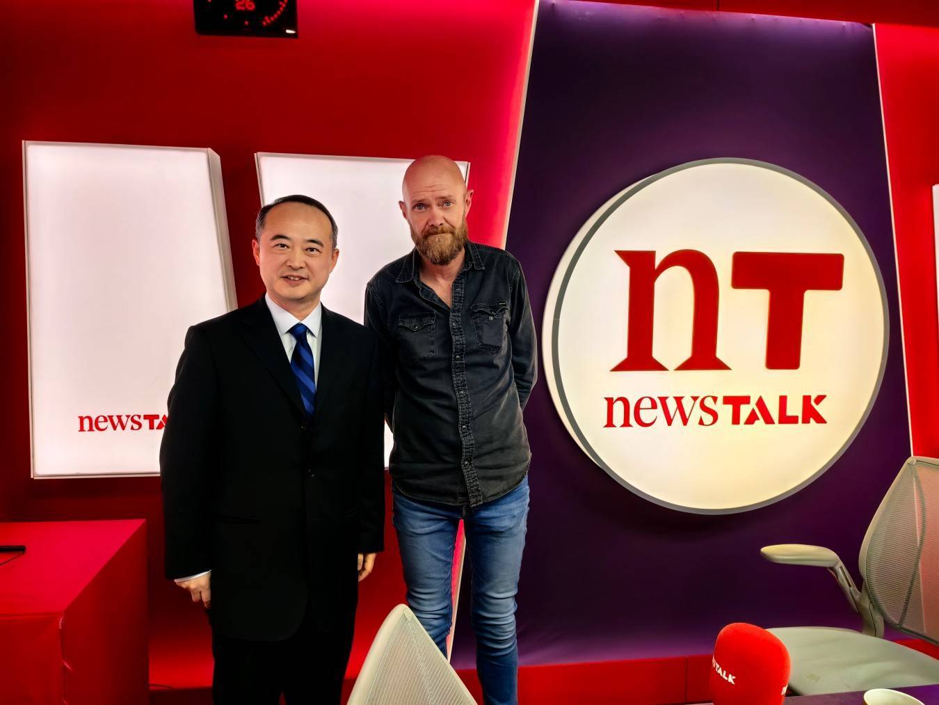 中国驻爱尔兰大使：对华出口一台光刻机，利润相当于20万吨猪肉