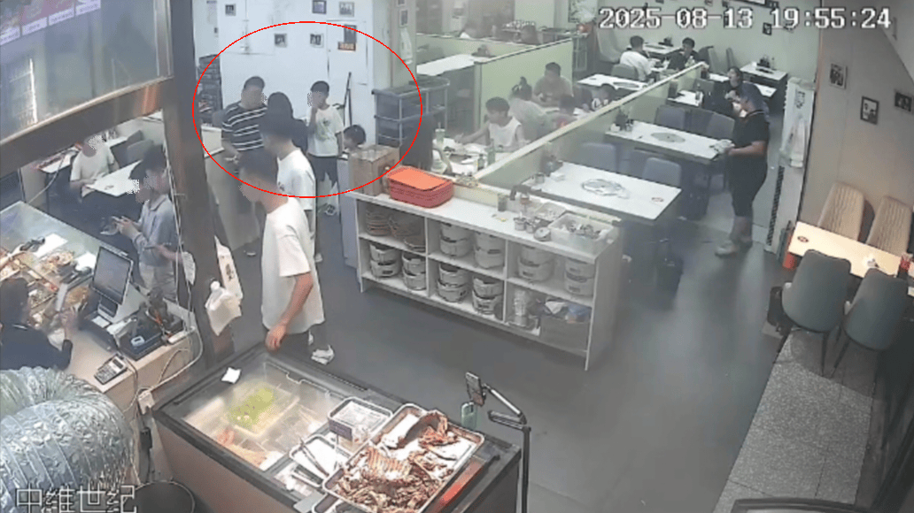 郑州续面事件再反转！店家和解后又直播“片面陈述”，顾客怒称不和解将起诉，律师解读