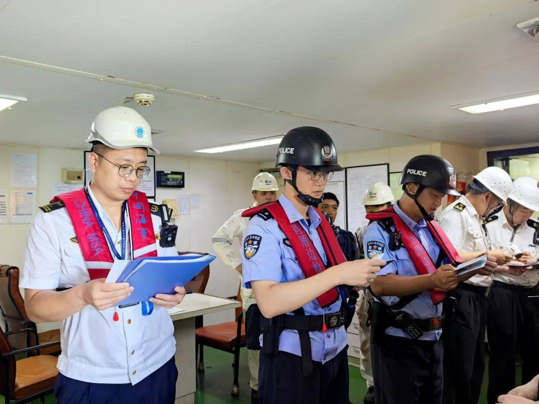 首船！“东帝汶—泉州”凝析原油直达接卸