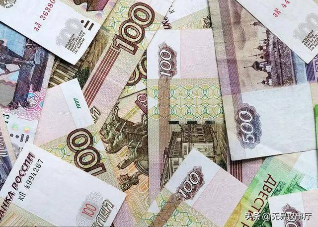 俄印原油交易美元出局，人民币的三点关键优势，使其成为贸易首选