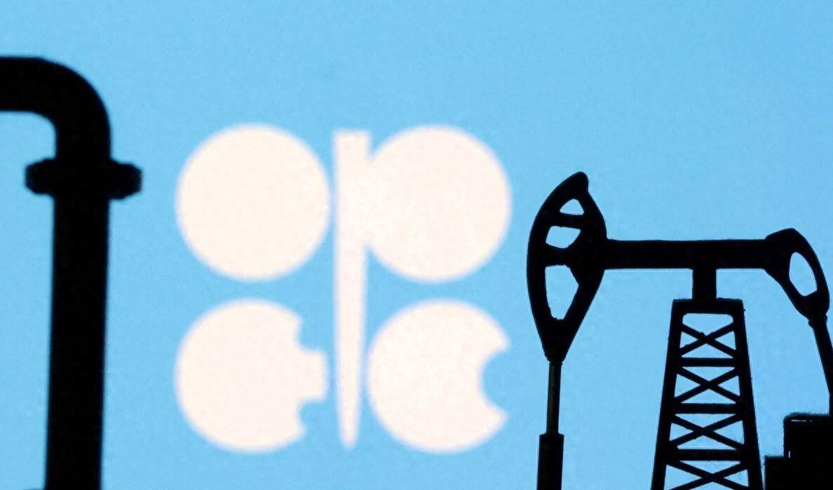 油市竟一夜变天？从80跌至65，11月将每日增产13.7万桶原油