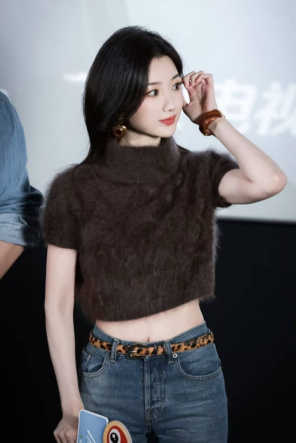 职场霸凌、被XQ、不幸的原生家庭···毛晓彤赋予了叶思北重生的力量！