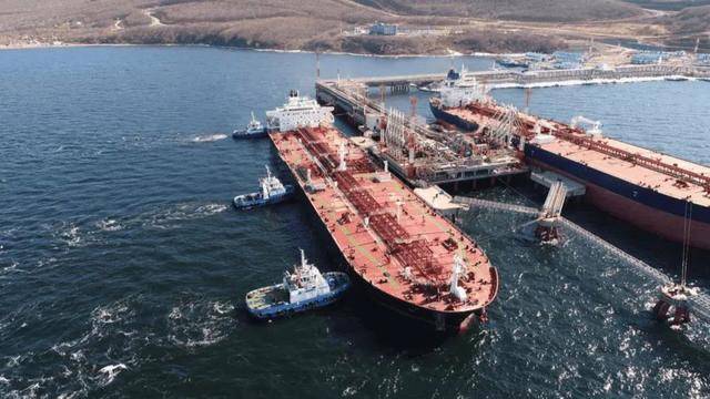 难怪特朗普急着访华，贸易数据送进白宫，中方一滴美原油未进