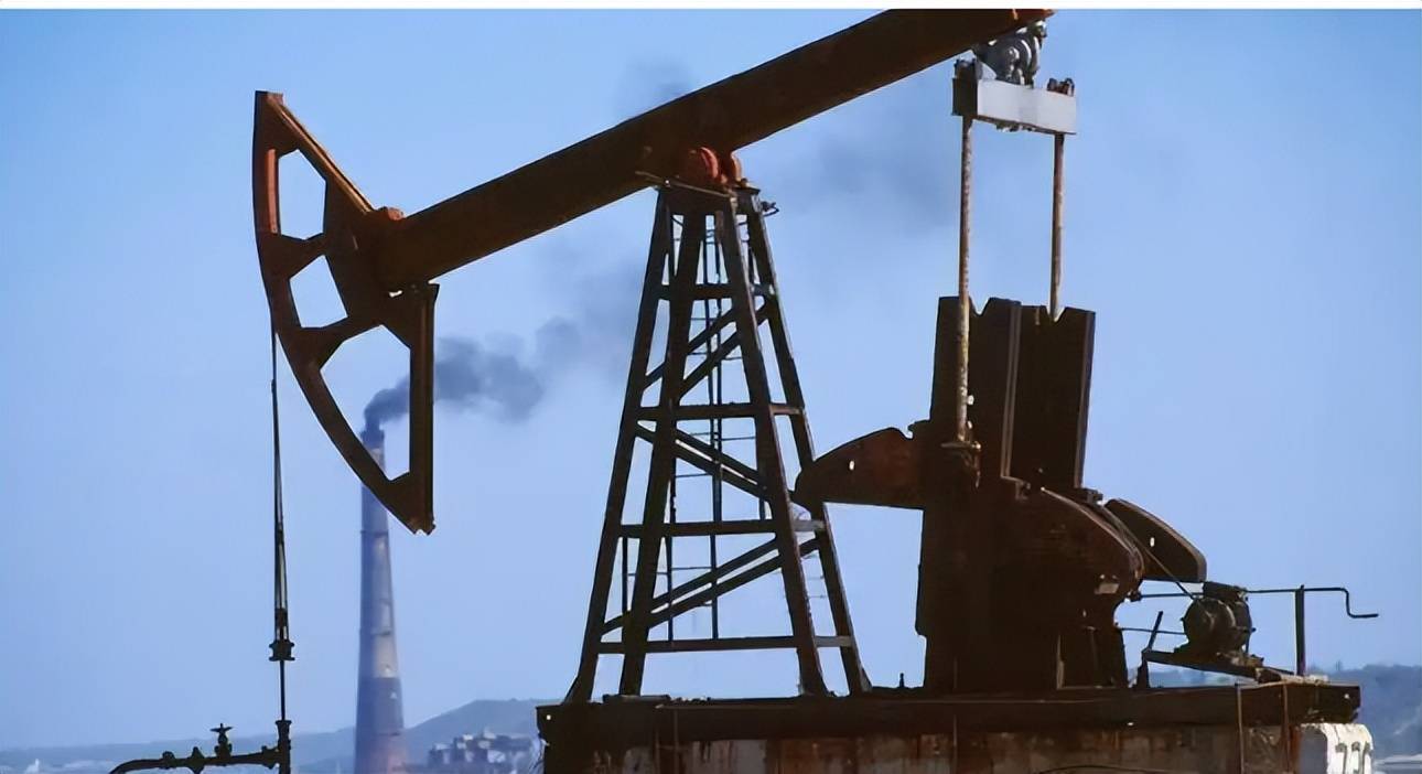 美国成最大产油国，为啥还疯狂进口原油？背后藏着全球套利逻辑