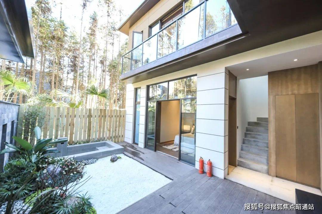 腾冲华侨城梦幻腾冲国际温泉度假小镇售楼处电话-过规户型图-总体规划-最新消息今天-开盘时间-官方网站-楼市-本月房价更新-配套全解析