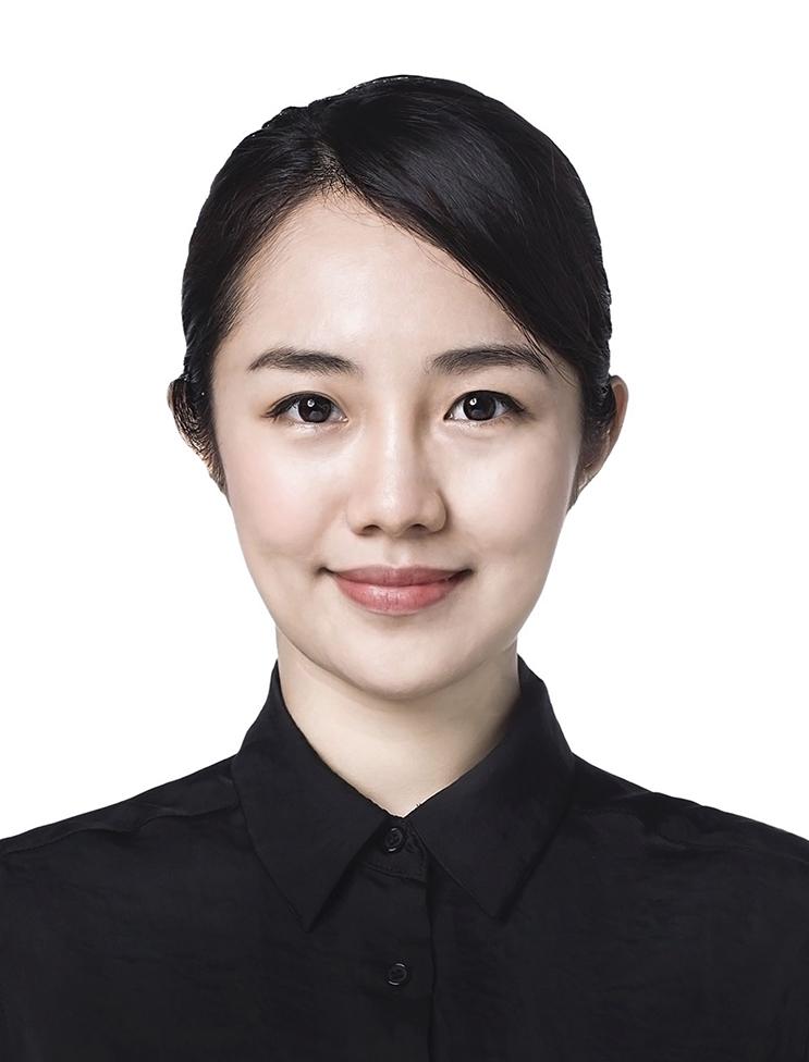 证券从业照片(证券从业 照片)