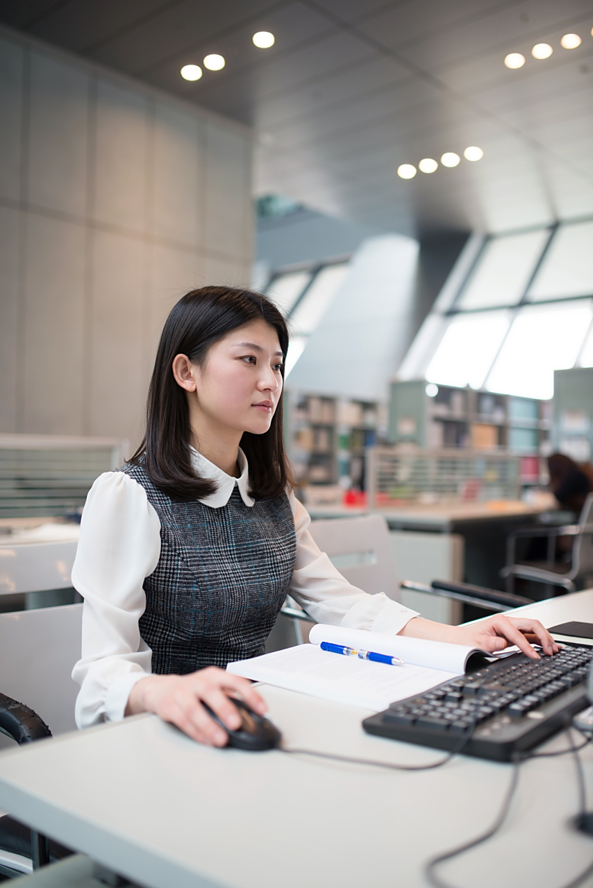 证券从业照片(证券从业照片以后可以换吗)