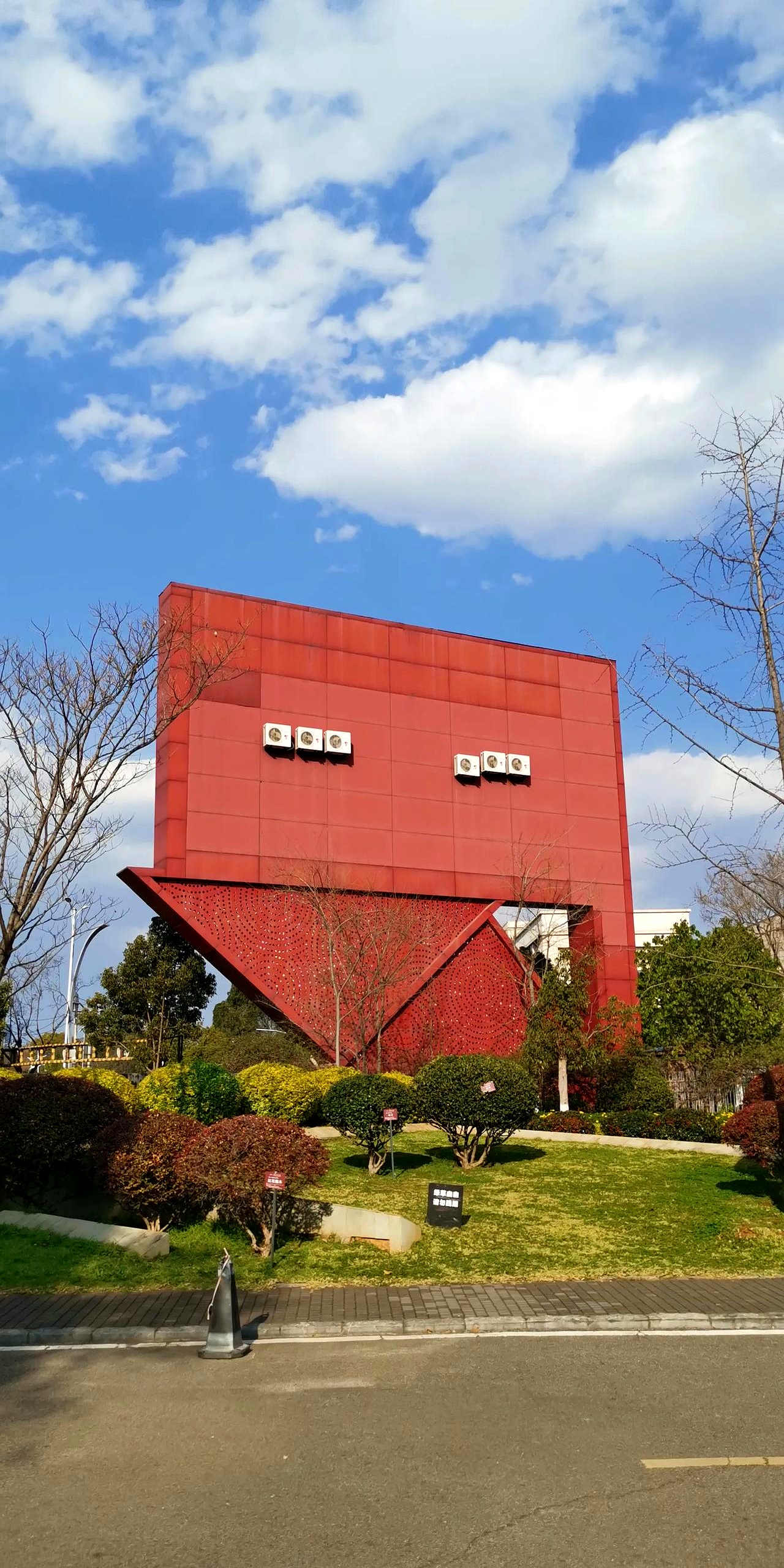 昆明红塔证券(昆明红塔证券营业时间)